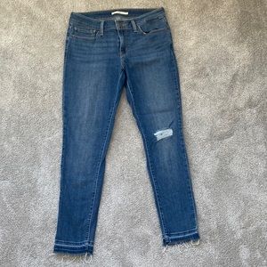 Levi’s 711 Straight jeans